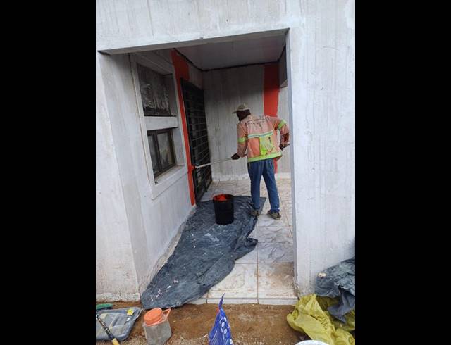 2 BEDROOM HOUSE FOR SALE IN ORLANDO WEST